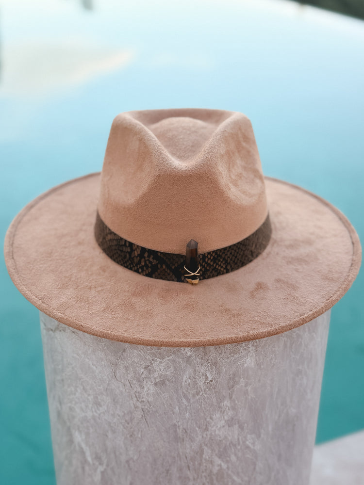 MOSCÚ HAT- VEGAN SUEDE
