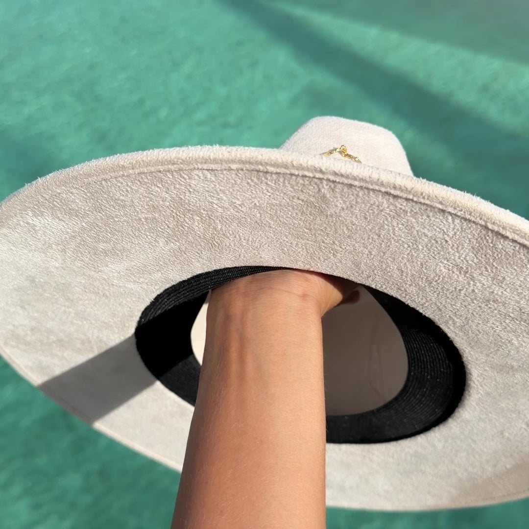 Aman Hat
